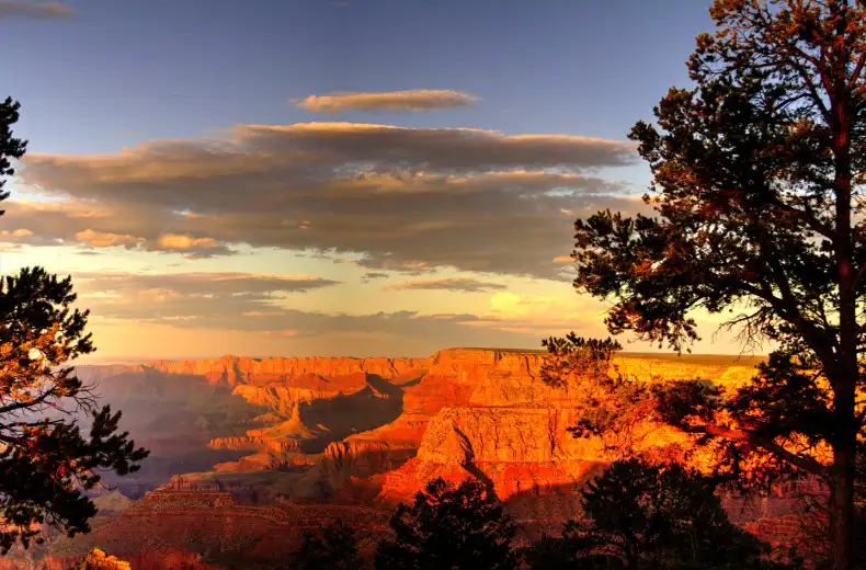 grand_canyon_striking_view_sabbyoeesf3afe0nb5pxqep_rgb_l.jpg