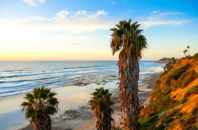 jpeg-optimizer_istock-1129028103_beach_-san-diego-california..jpg