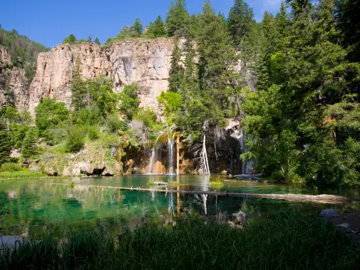 glenwood-springs-hanging-lake-cr.visitglenwood.com0321.jpg