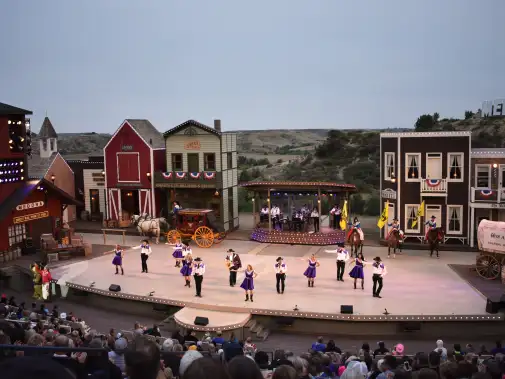 the-medora-musical-is-the-greatest-show-in-the-west_credit-north-dakota-tourism.jpg