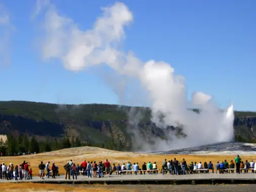yellowstone-national-park-old-faithful---41.JPG